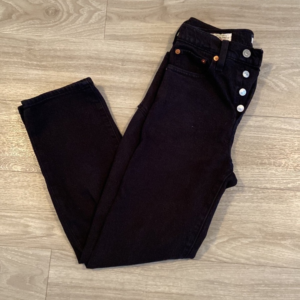 Levi jeans